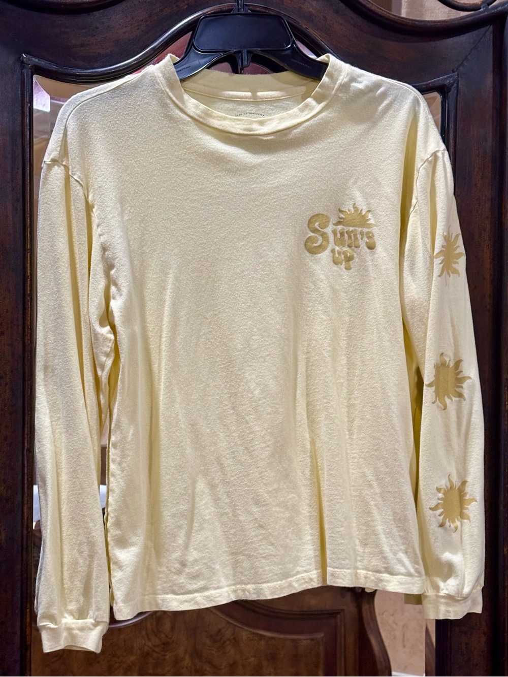 Women’s Billabong Pale Yellow Graphic Long Sleeve Tee